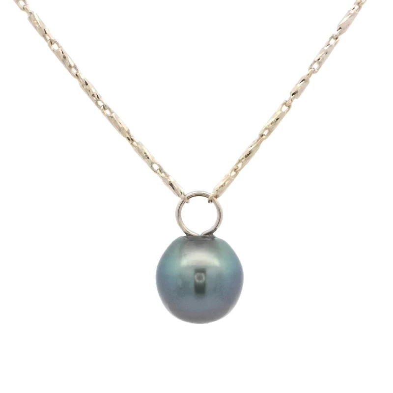 Ladies engagement necklaces-Tahitian Pearl with Circle Necklace