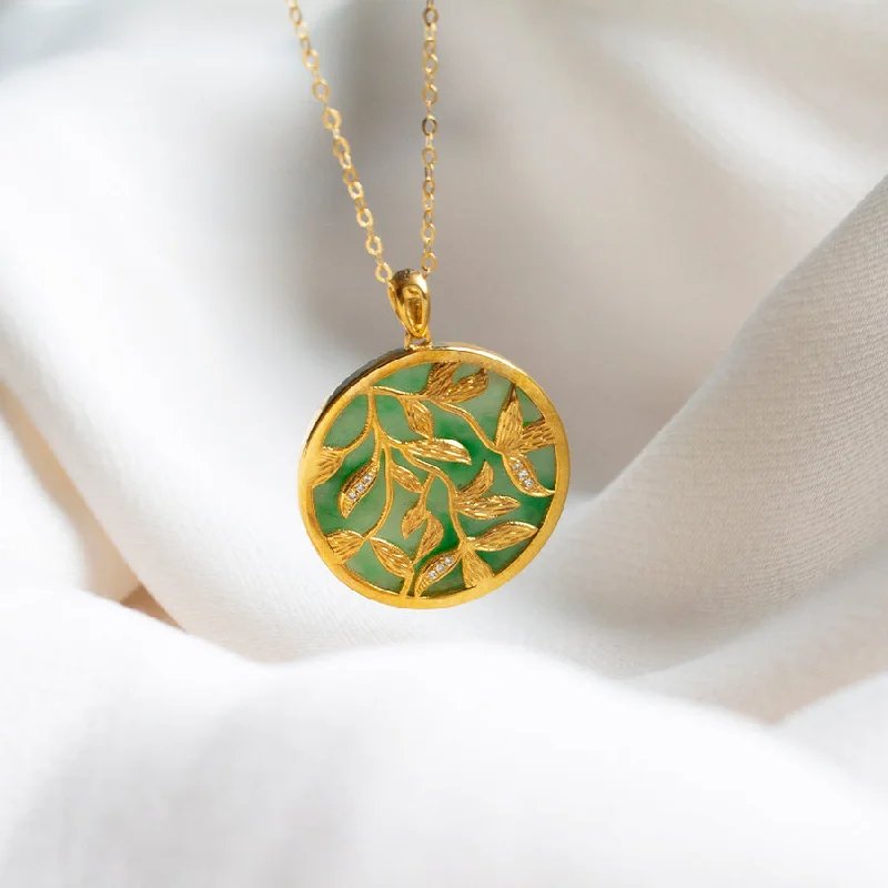 Ladies designer necklaces-Full Circle Reversible Leaves 18K Gold Pendant