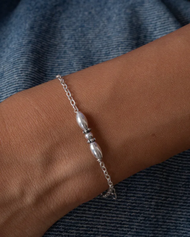 Ladies sterling silver bangles-Silver Oval Bracelet 02