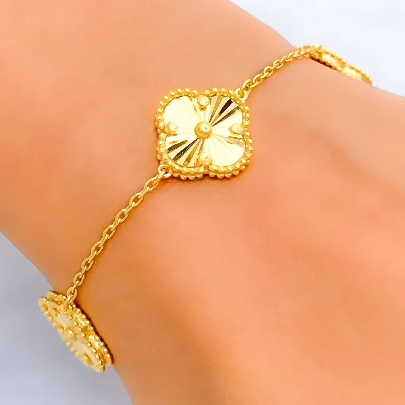 Ladies pearl bracelets-Charming Intricate 21k Gold Bracelet