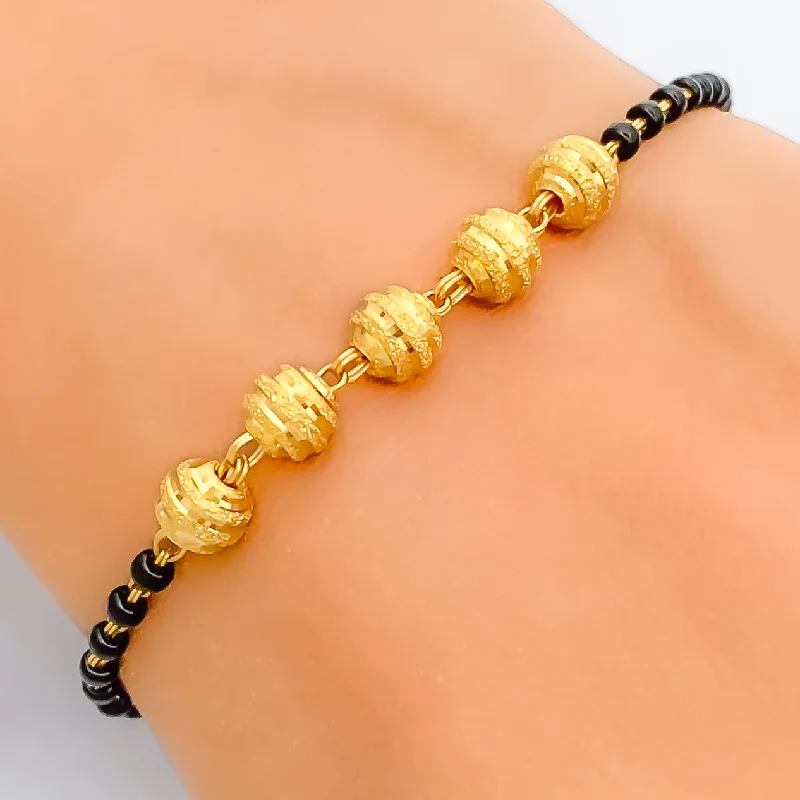 Ladies adjustable gold bracelets-Radiant Ornate 22k Gold Black Bead Bracelet