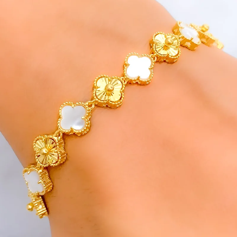 Ladies engraved bangles-Fancy Alternating 21k Gold Clover Bracelet