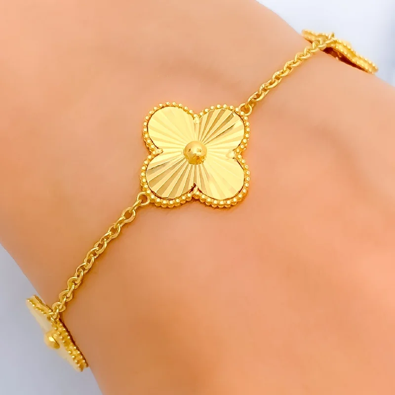 Ladies antique bracelets-Shimmering Elevated 21k Gold Clover Bracelet