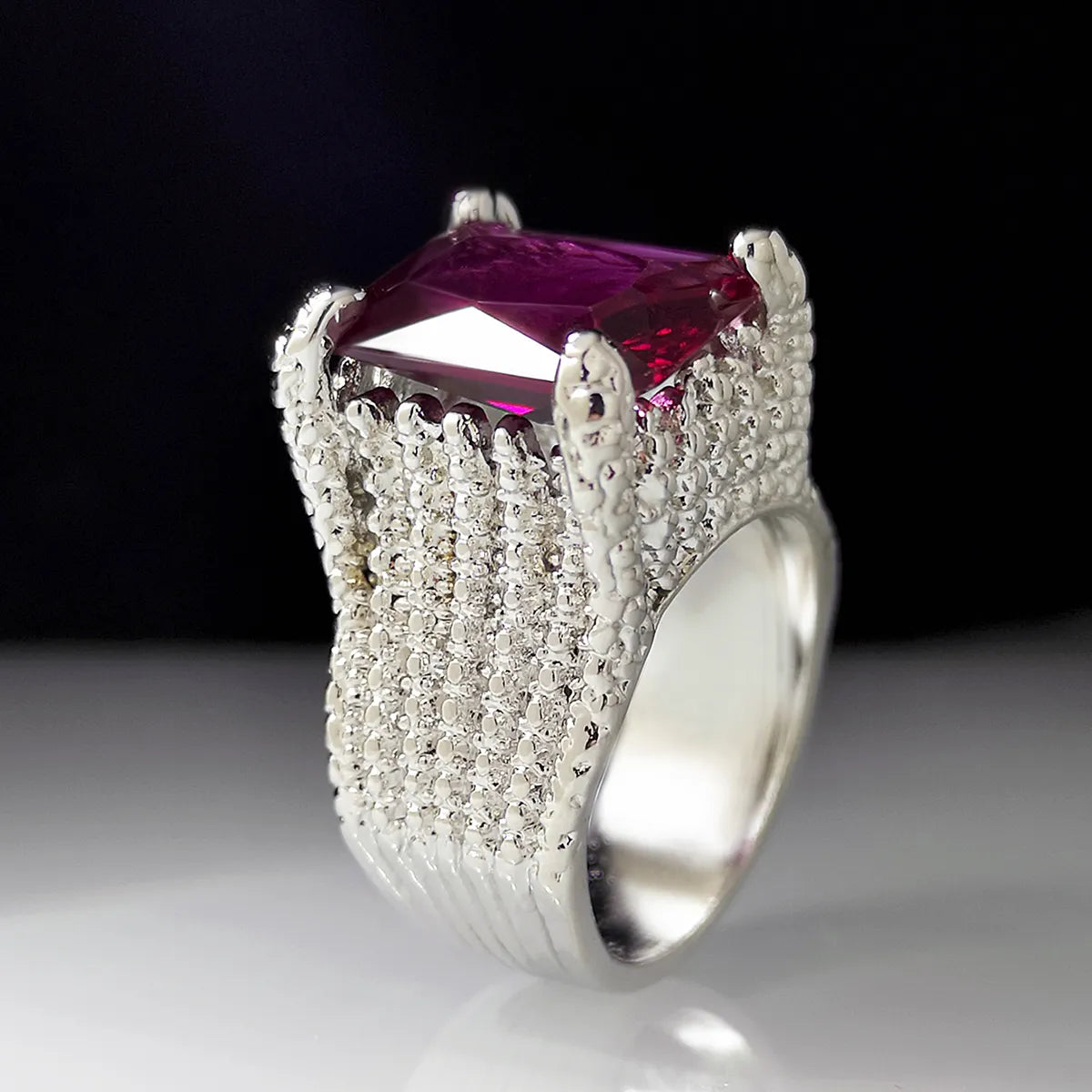 Ladies rings with intricate designs-Luxury Rhinestone Inlaid Square Ruby Silver Alloy Rings