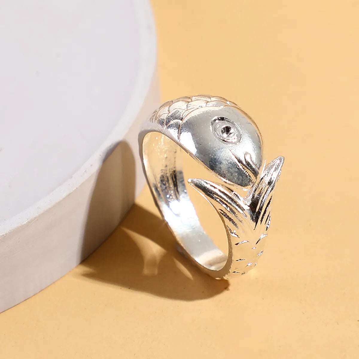 Ladies oval-shaped rings-Cute Fish Alloy Plating Unisex Open Ring 1 Piece