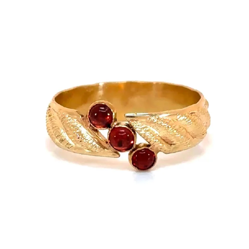 Ladies radiant-cut rings-Trio Gem Hammered Ring