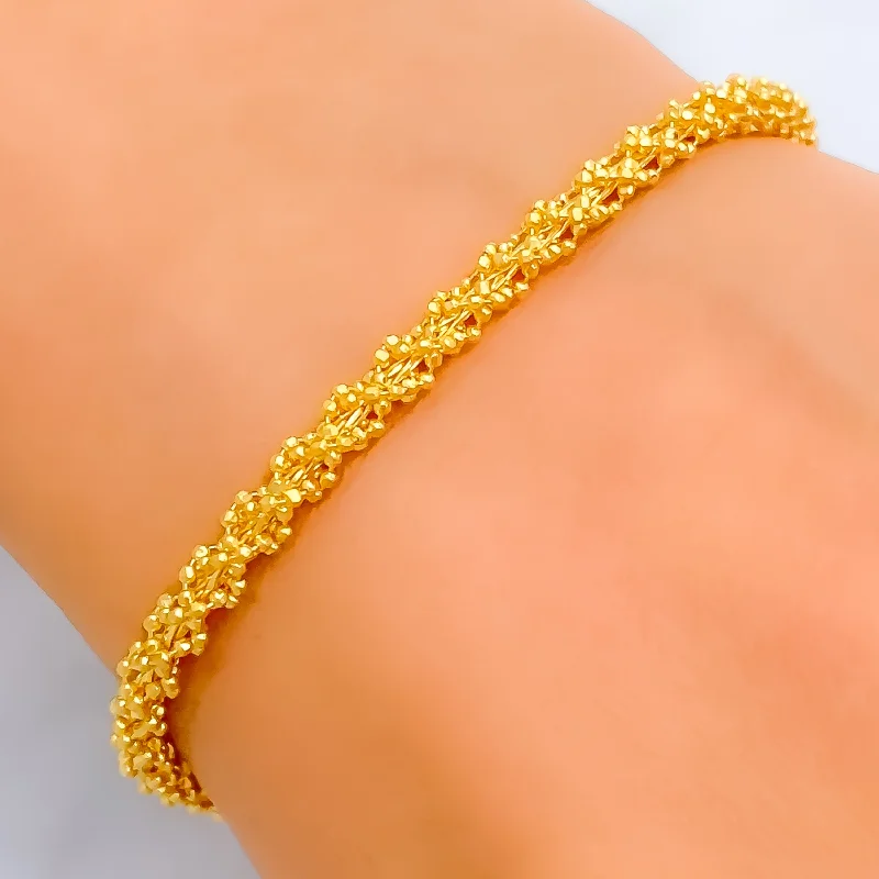 Ladies designer bracelets-Charming Attractive 22K Gold Bracelet