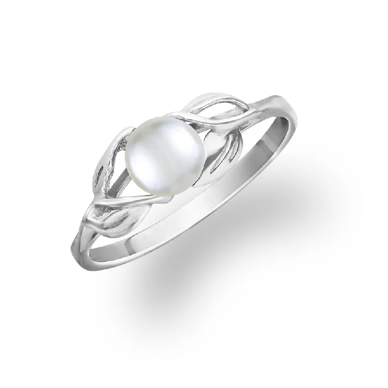 Ladies infinity rings-White Akoya Pearl Four Leaf Ring