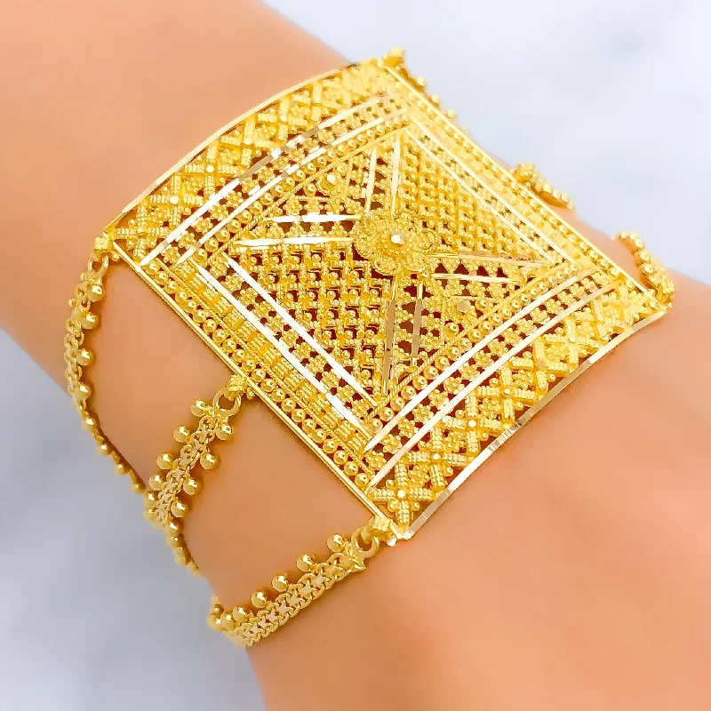 Ladies chunky bangles-Luminescent Eclectic 22k Gold Statement Bracelet