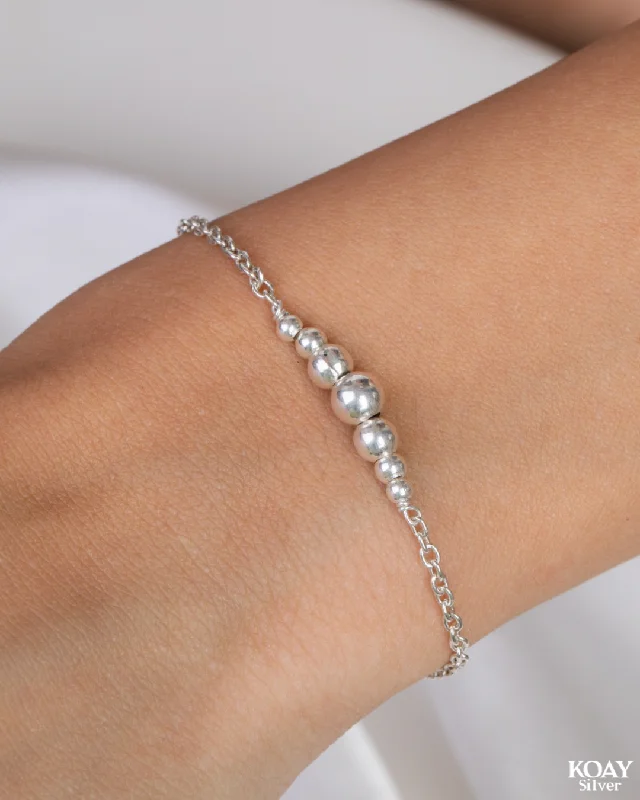 Ladies pearl bracelets-Seven silver balls bracelet