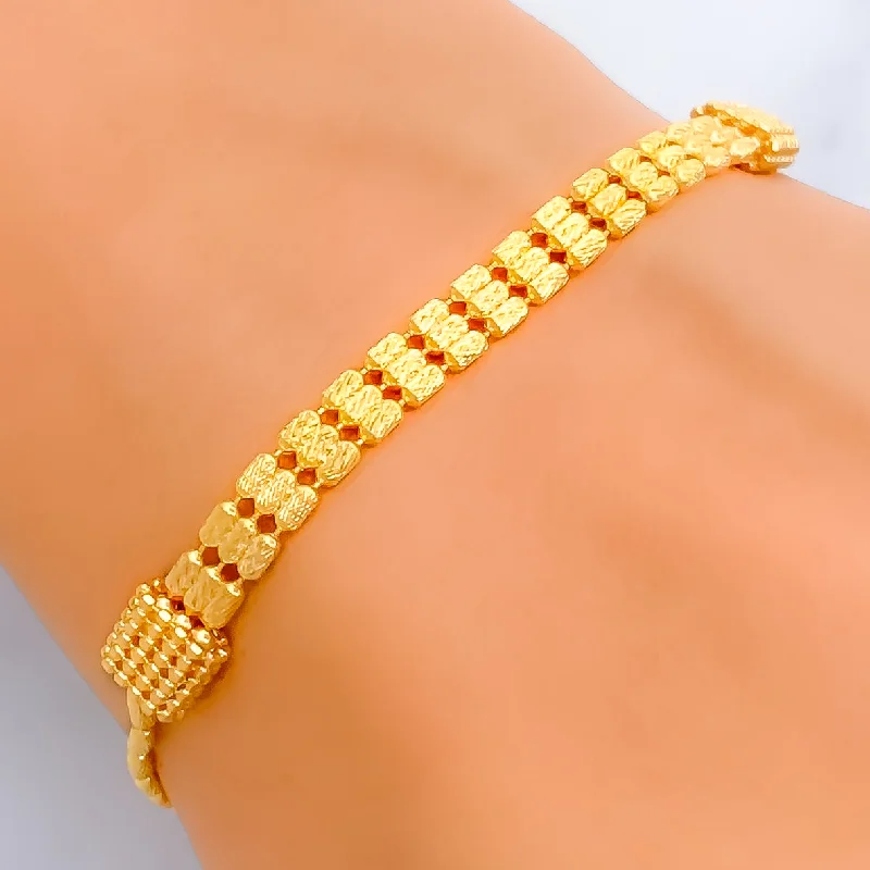 Ladies chic bracelets-Intricate Classy 22K Gold Bracelet