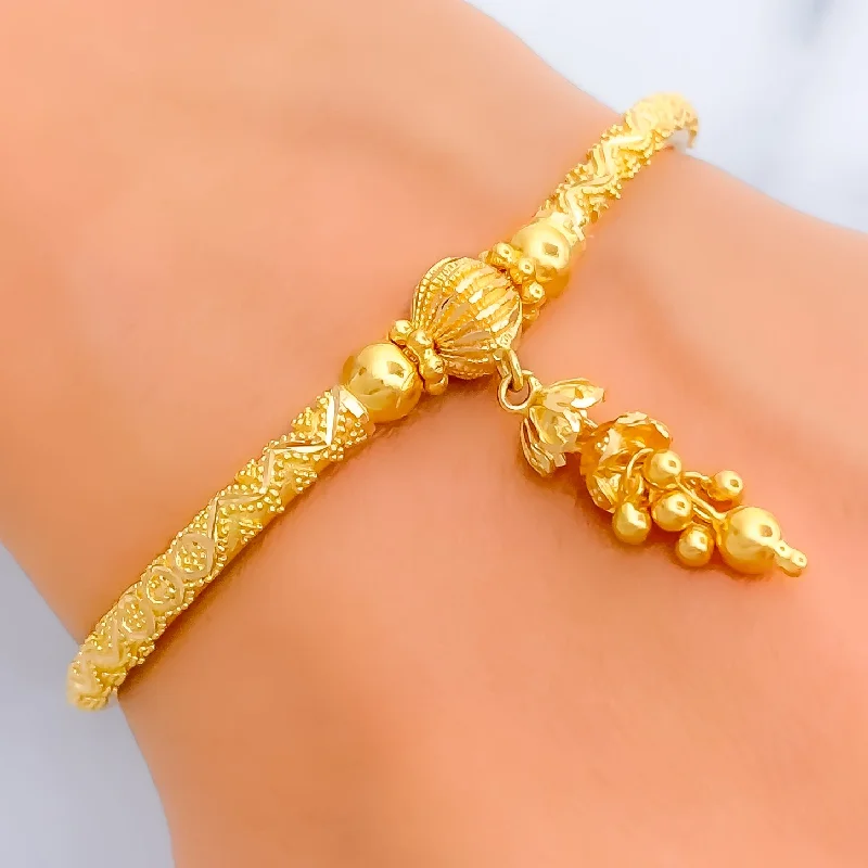 Ladies gemstone bracelets-Jazzy Chic 22k Gold Bracelet